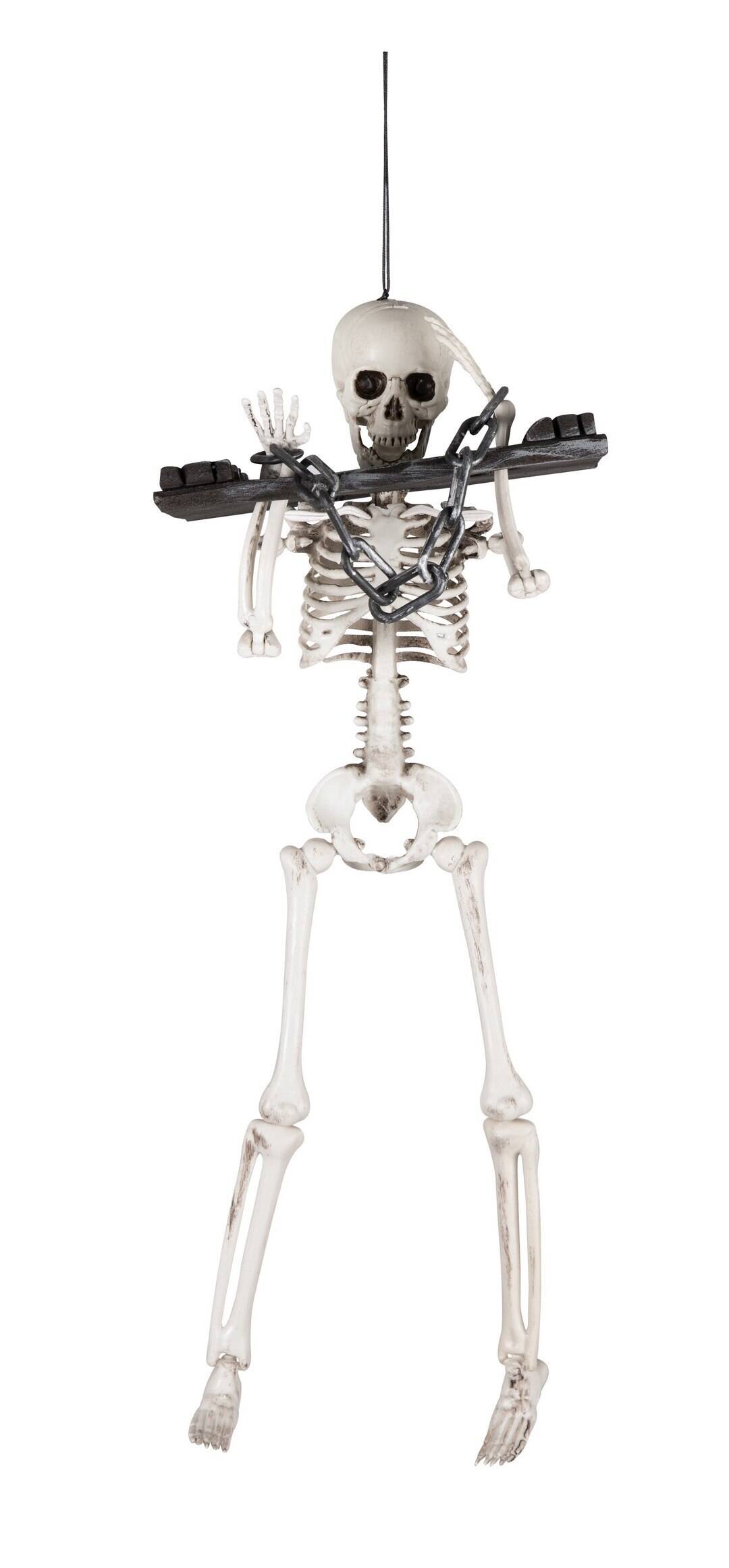 22995