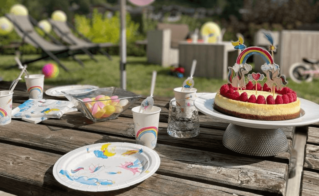 Anniversaire sur le thème licorne – P’tit Clown